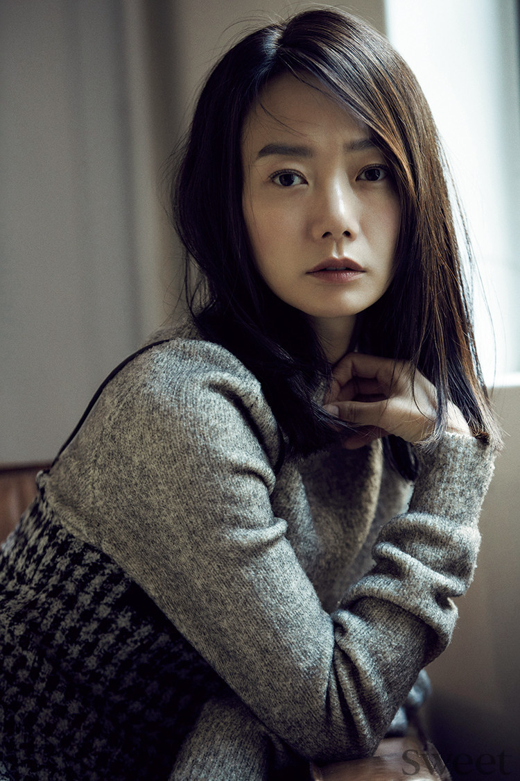 『キングダム』出演の韓国人女優ペ・ドゥナに、看護師ゾンビ役の秘話をインタビュー