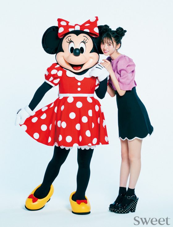 なんでそんなにカワイイの！ミニーちゃんと齋藤飛鳥の夢のコラボに悶絶♡