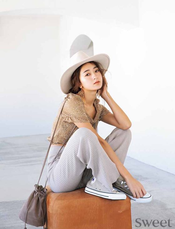 池田美優は“ベージュおばけ”？ 毎日欠かせない鉄板カラーとは？