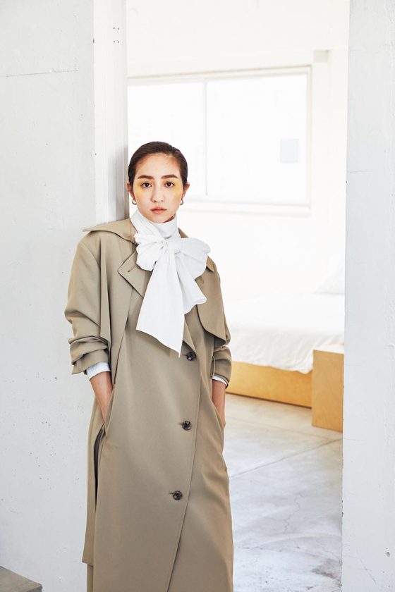 【堀田茜】春の本命アウター変形トレンチの着回し力を徹底解剖！