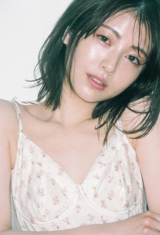 この夏こそアガりたい気分♡ ちょい派手サマーガール feat.浜辺美波