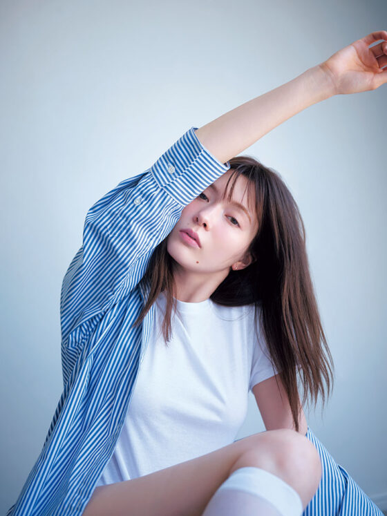 八木アリサ愛用♡超優秀「日焼け止め＆ハイライト」で透明感のあるツヤ肌を叶えよう！