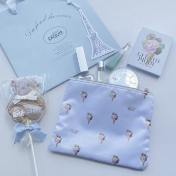 sweet10月号の付録、ジェラートピケのサテンポーチ＆ハンドカバーメモノート