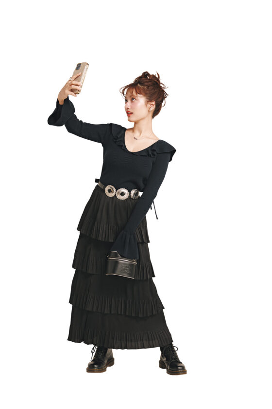 女らしいメリハリを引き出す！ フリルボディスーツを着回し♡