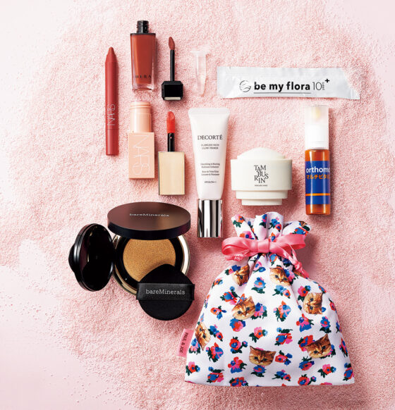 業界人のコスメポーチと中身を大公開♡ メイク直しに最適な持ち物って？