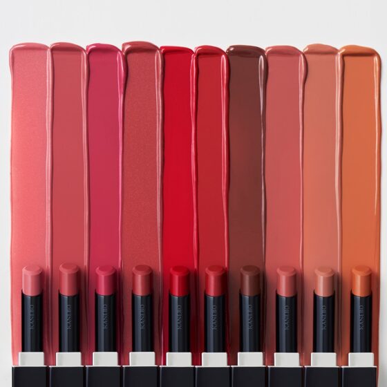 地方遠征してまで買い求める購入者も！ 春新色バズりコスメ、KANEBO新ルージュの大ヒットの理由とは？【BEAUTY BUZZ】