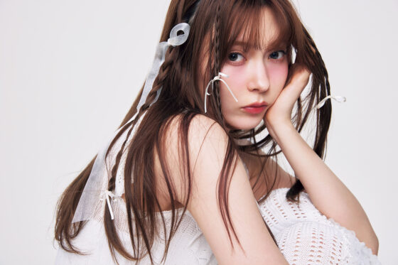 【セルフで簡単ヘアアレンジ】「リボン×細三つ編み」のやり方を伝授！