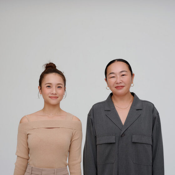 【伊原葵×岡田知子】マスクアウトの主役は唇！最新むっちりツヤツヤリップHow to