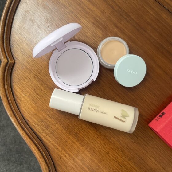 毛穴もニキビ跡もテカリもぜーんぶ解消！ コスパ良すぎる新作ベースメイク見つけた♡【BEAUTY BUZZ】