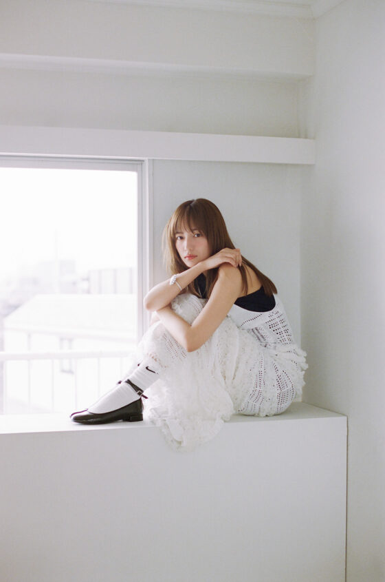 【川口春奈】が着こなす♡ 大人なスポーツシックコーデ