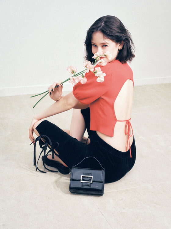 【主役トップス4選】ヘルシーに女度アップ！夏の肌見せルック