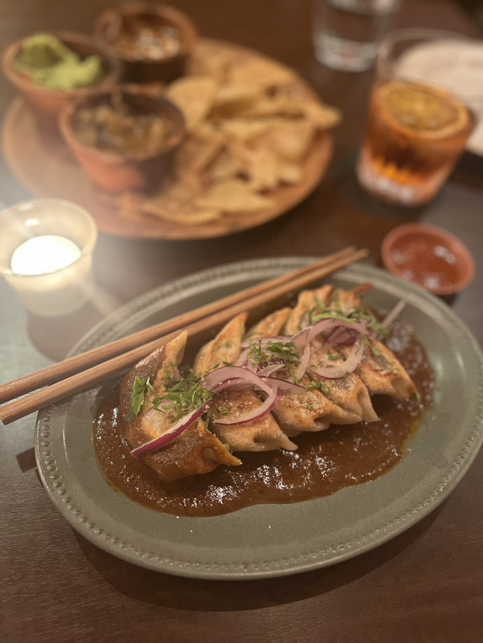 KUMA CANTINA　ビリア餃子　