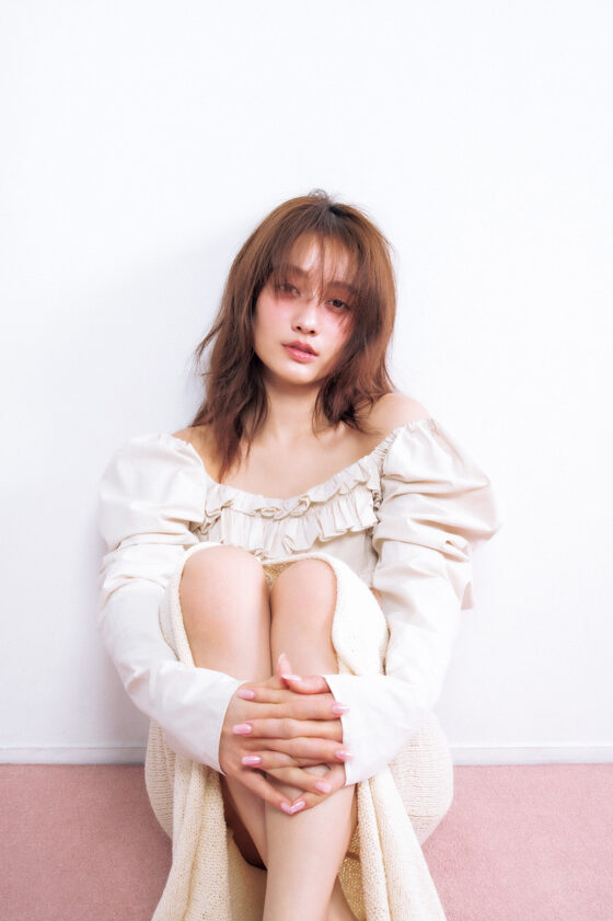 【谷まりあ】見せてナンボ♡ ときめく肌見せオフショルトップス3選