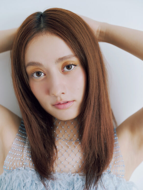 【谷まりあ】カラフルラインで抜け感を作る今っぽメイク