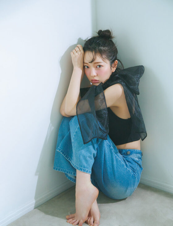 【2024年最新】ブルべさん集合！旬の青みピンクリップで作る透明感メイク