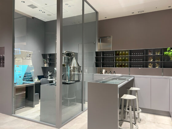 THREEの香りをまるごと体験できる♡ 精油のオープンラボラトリー「AROMARIUM THREE」オープン