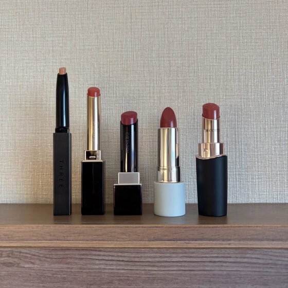 【2025年最新リップ５選】肌がキレイに見える！新質感リップがずらり【BEAUTY BUZZ】