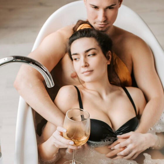 【お風呂えっち♡】ローション＆泡プレイテクを伝授！