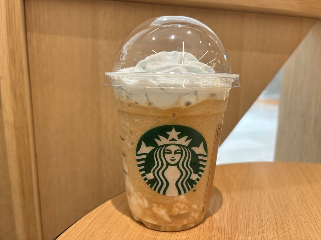 スターバックス　春空 ミルクコーヒー フラペチーノ®