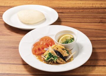 飯田商店コラボのデニーズのエスニック唐揚げとパオズ