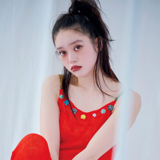 【髙石あかり流】赤リップで即アカ抜け♡ 今っぽ“ブラウンみレッド”の使い方