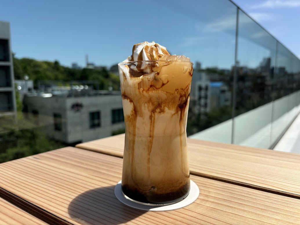 スタバ　ロースタリー 東京　米糀ミルク使用 黒糖 わらび餅 パフェ ラテ