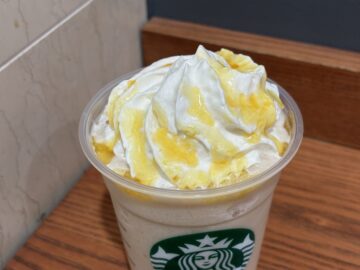 スタバ　オリエンタル マンゴー & ティー フラペチーノ®