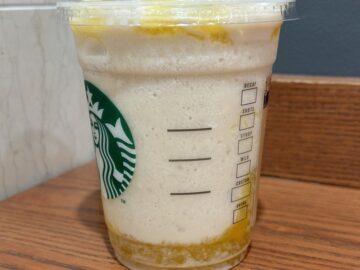 スタバ　オリエンタル マンゴー & ティー フラペチーノ®