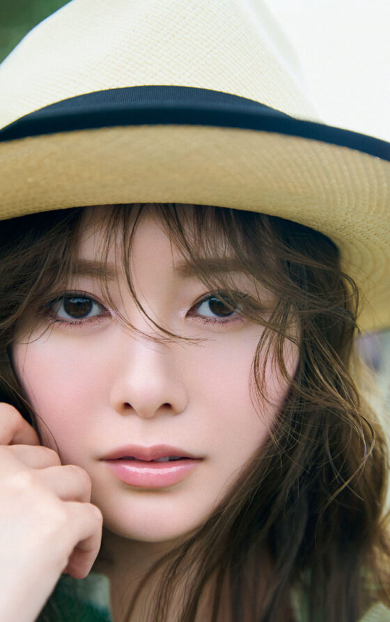 白石麻衣が表紙♡ 付録はジル バイ ジルスチュアートのチャーム付きトートバッグ！sweet6月号の見どころはこちら！
