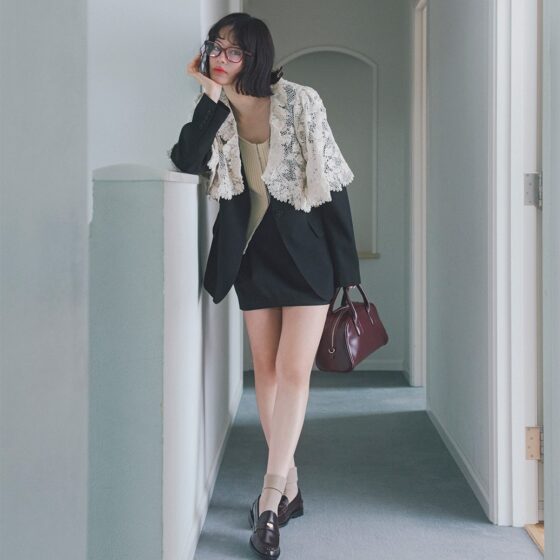 ラクかわが正解♡ ソックス×フラットシューズで魅せる“ミニスカ”コーデ