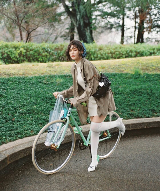 【ヒステリックグラマー】羽織りにもワンピにもなる！「ビッグシャツ」で大人の肌見せコーデ