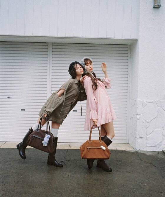 【SNIDEL】ピンクの「ミニワンピース」が主役！大人可愛いおでかけコーデ♡