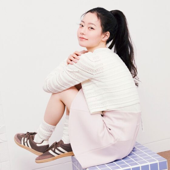 【ジル バイ ジルスチュアート】の“ミニスカ”が主役♡ 可憐なベビーピンクで大人可愛いコーデ