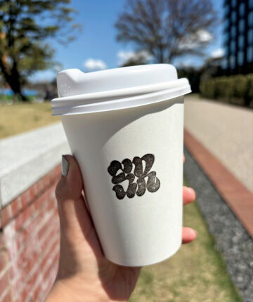 SR HIRAKAWACHOのカフェラテ