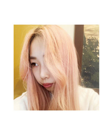 スタイリスト　東出祐未