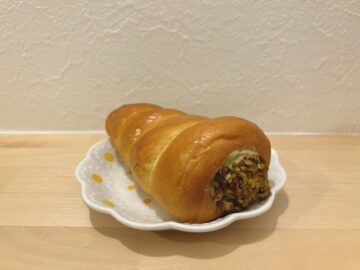 季節のコロネ（ドバイチョコレート）