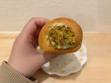 季節のコロネ（ドバイチョコレート）