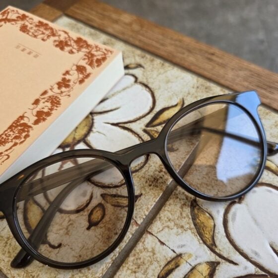 【付録レビュー】紫外線99％カット×小顔見え♡「コールマン」の調光サングラスは絶対買い！【スウィート7月号】