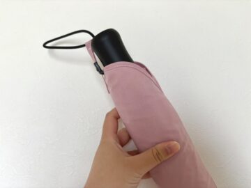 ユニクロ　UVカットコンパクトアンブレラ/親骨55cm