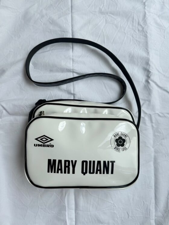 センス溢れる小物揃い！ sweet lovers「津久江麻由」のバッグの中身を大公開♡【sweet lovers】