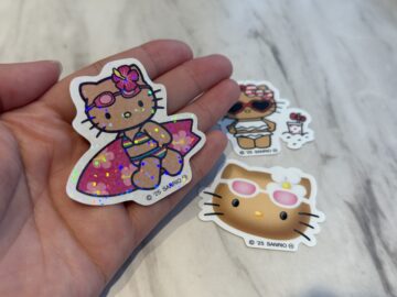 日焼け ハローキティ　ステッカー