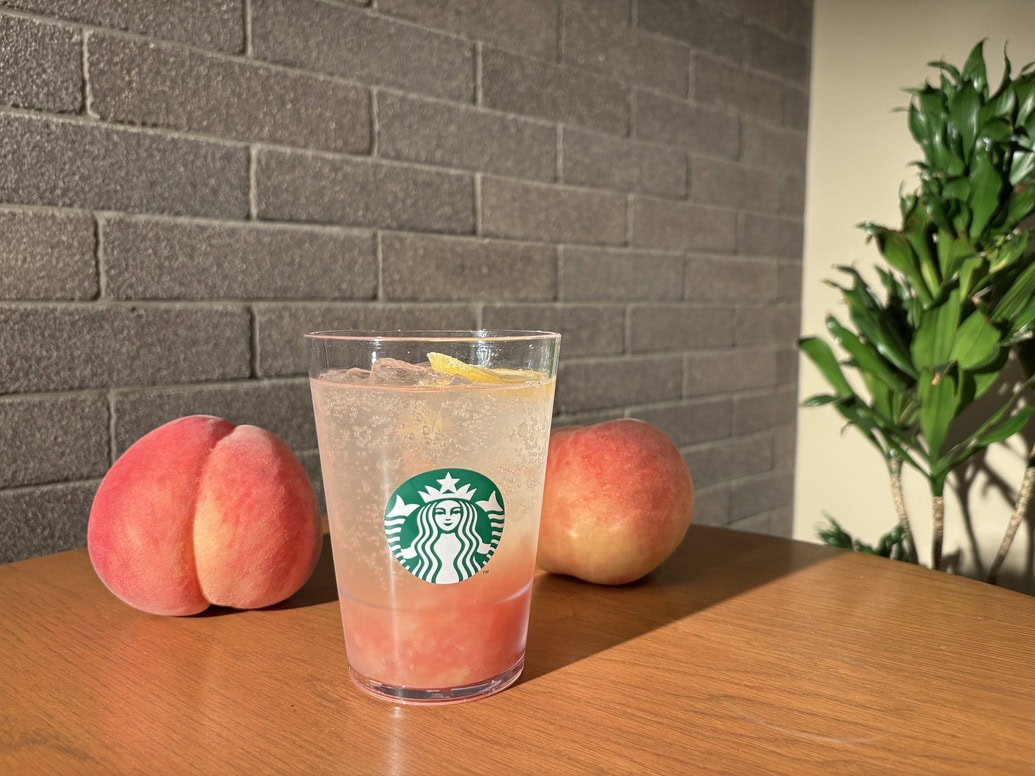 スタバ チラックス ソーダ ピーチ