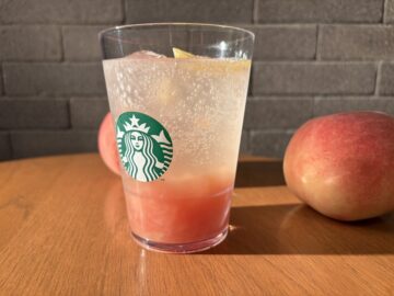 スタバ　チラックス ソーダ ピーチ