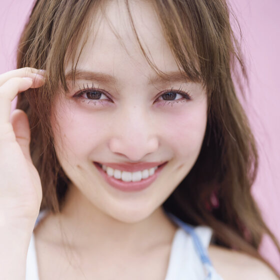 「夏はTシャツが相棒です♡」百田夏菜子が纏う！今すぐ真似したい大人かわいい夏コーデ集