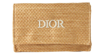 八木アリサのバッグ