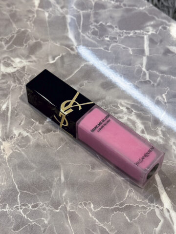 YSLビューティのメイクミー ブラッシュ リキッド