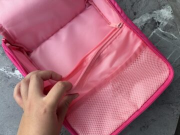 資生堂オンラインストア×ハローキティ　トラベルポーチ