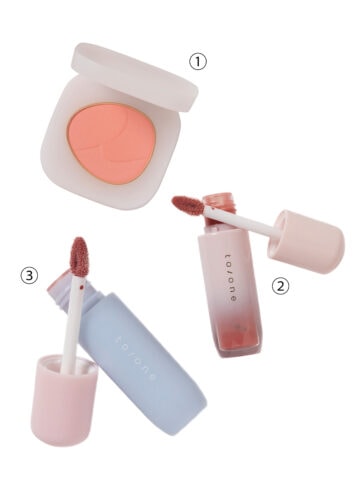 to/oneのハイライトチーク＆グロス