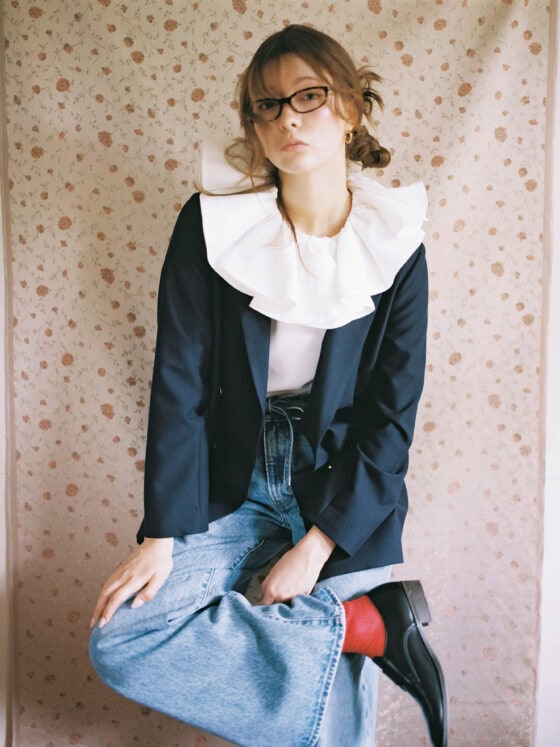 羽織るだけでコーデがキマる！「ビッグジャケット」で秋の大人カジュアルスタイル3選