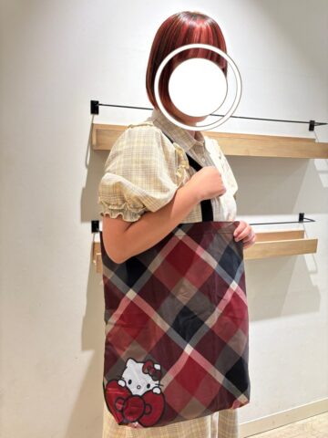 BLUE LABEL CRESTBRIDG × HELLO KITTY　クレストブリッジチェック柄トートバッグ